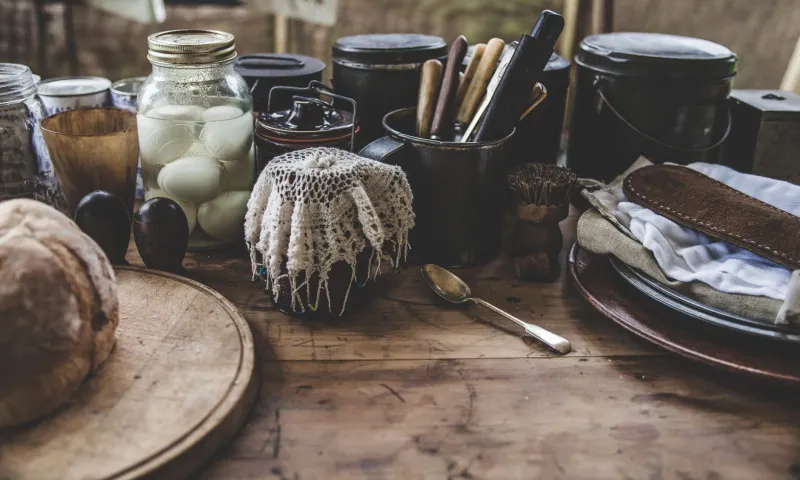 Bread, Butter and the Poet's Table: Seamus Heaney's Devotion to Food in Verse
